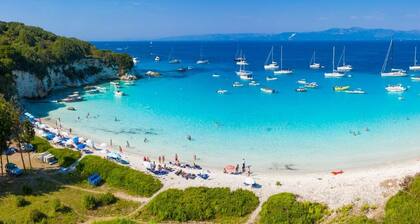 Thanasis - One Bedroom Villa, Sleeps 4