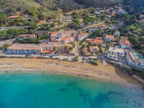 Exterior - Casa al Mare in a panoramic position on the Gulf of Pareti (Capoliveri)