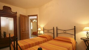 2 chambres, fer et planche à repasser, Wi-Fi