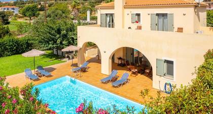 Villa Katerina - Drei Schlafzimmer Villa, Schläft 6