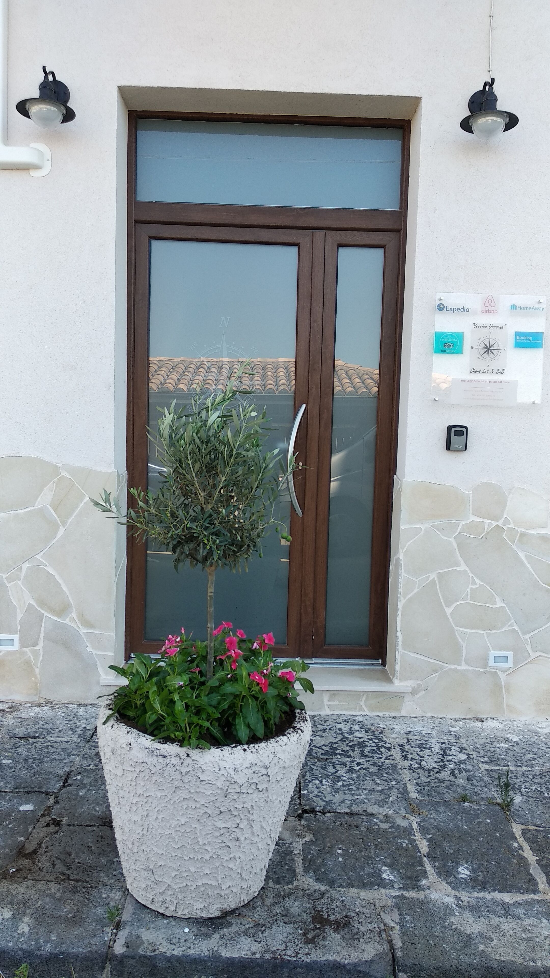 Fachada de la propiedad