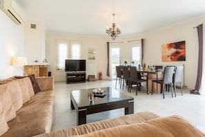 Fireplace, DVD player - Villa Georgios - Five Bedroom Villa, Sleeps 10 (Nisaki)