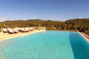 Unclassified image, 4 of 38, button - Rural House Son Fluxá with Pool and Mountain Views (Llucmajor)