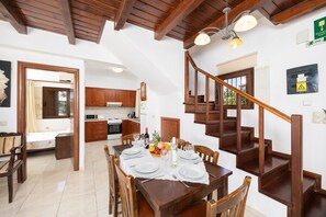 Dining - Villa Nikolas Large Private Pool, A/C, WiFi (Apokoronos)