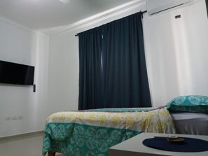 1 makuuhuone, silitysrauta/-lauta, ilmainen Wi-Fi, vuodevaatteet