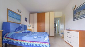 4 bedrooms