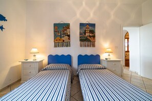 5 quartos, ferros/tábuas de passar roupa, Wi-Fi