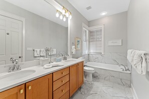Townhome, Multiple Beds (Magnolia Bay 8598) | Bathroom - Magnolia Bay 8598 (Miramar Beach)
