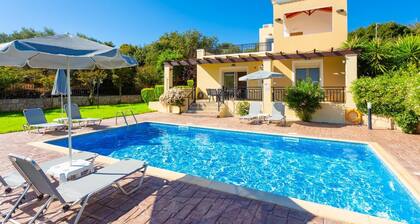 Villa Mary - Three Bedroom Villa, Sleeps 6