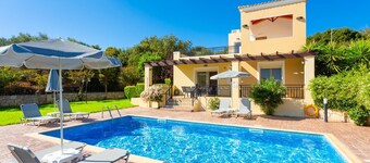 Villa Mary - Three Bedroom Villa, Sleeps 6