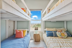 3 bedrooms, desk, free WiFi