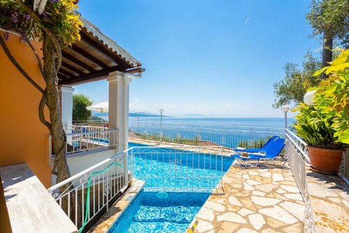 Villa Elia - Two Bedroom Villa, Sleeps 5