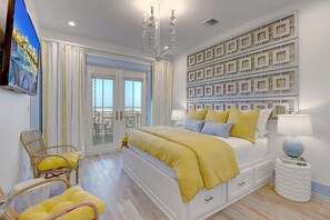 8 bedrooms, iron/ironing board, travel crib, internet - Largest Home in All of Cinnamon Shore w/ Gulf-Front Views + Amenities (Port Aransas)