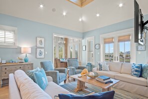 スマートテレビ、暖炉