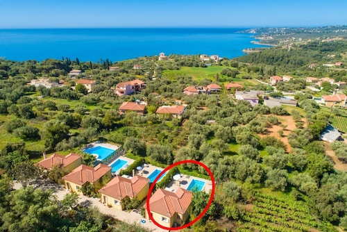 Villa Russa Alekos - One Bedroom Villa, Sleeps 2
