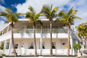 Exterior - Villa Ramos Uno - Four Bedroom Villa, Sleeps 8 (Puerto Calero)