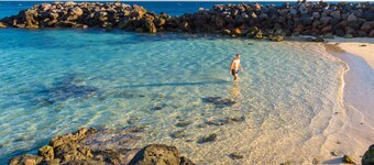 Villa Ramos Uno - Four Bedroom Villa, Sleeps 8