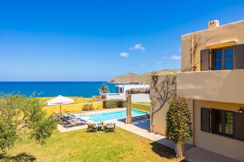 Villa Almira - Three Bedroom Villa, Sleeps 6