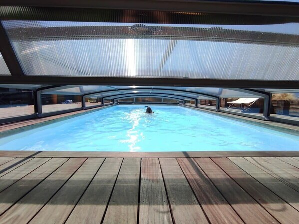 Et oppvarmet basseng