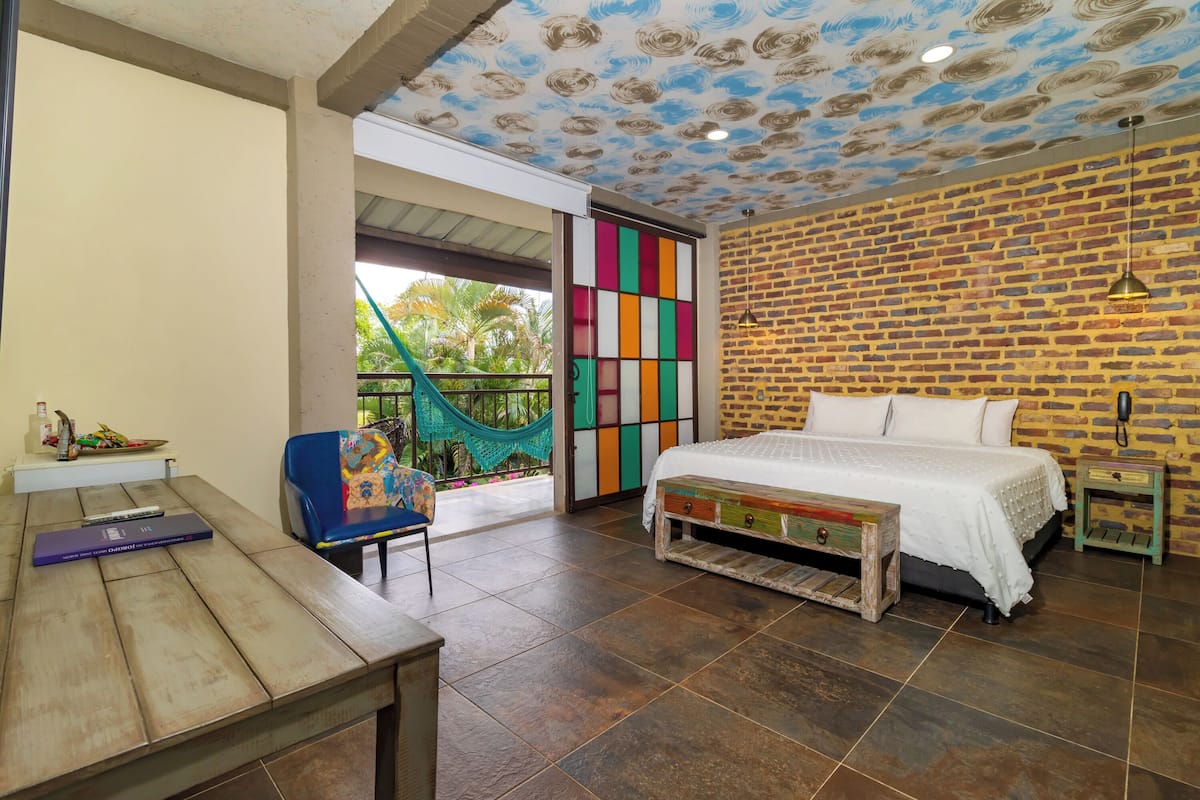 Luxe beddengoed, individueel gedecoreerd, extra bedden, gratis wifi