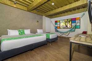 Habitación ejecutiva, varias camas | Ropa de cama de alta calidad, decoración personalizada y camas extra