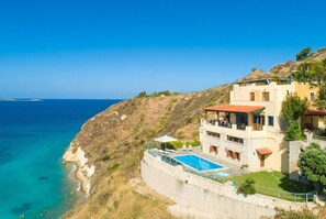 Exterior - Souda Bay View - Five Bedroom Villa, Sleeps 12 (Kalami)