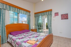 3 dormitorios, tabla de planchar con plancha, wifi y ropa de cama