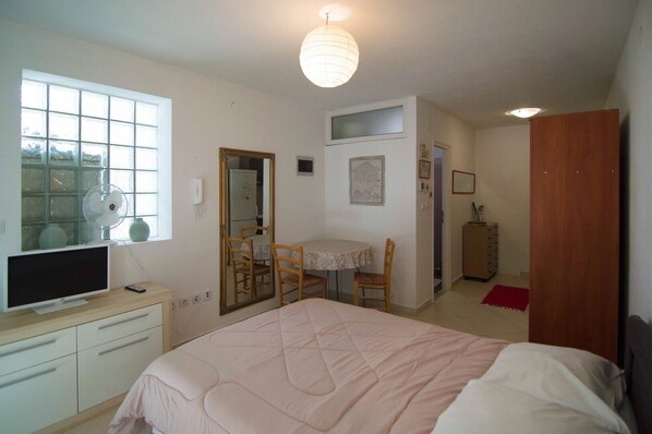 1 chambre, Wi-Fi, draps fournis