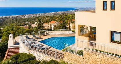 Villa Selini - Three Bedroom Villa, Sleeps 6