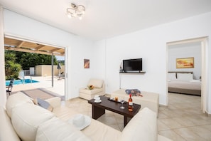 3 bedrooms, iron/ironing board, travel cot, WiFi - Villa Cherry - Three Bedroom Villa, Sleeps 7 (Ionian Islands)