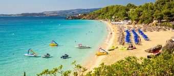 Villa Peach - Two Bedroom Villa, Sleeps 5