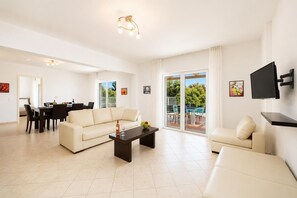TV, DVD player - Villa Peach - Two Bedroom Villa, Sleeps 5 (Ionian Islands)