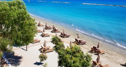 Villa Chrystalla - Three Bedroom Villa, Sleeps 6