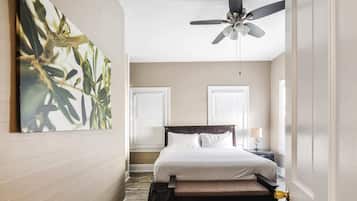 4 chambres, fer et planche à repasser, Wi-Fi, draps fournis