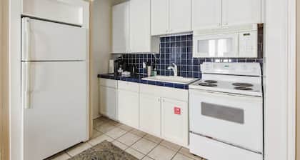 Balcony on Duval - Duval's Duet on Duval