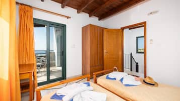 4 quartos, ferros/tábuas de passar roupa, berço de viagem, Wi-Fi