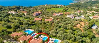 Villa Russa Anna - One Bedroom Villa, Sleeps 2