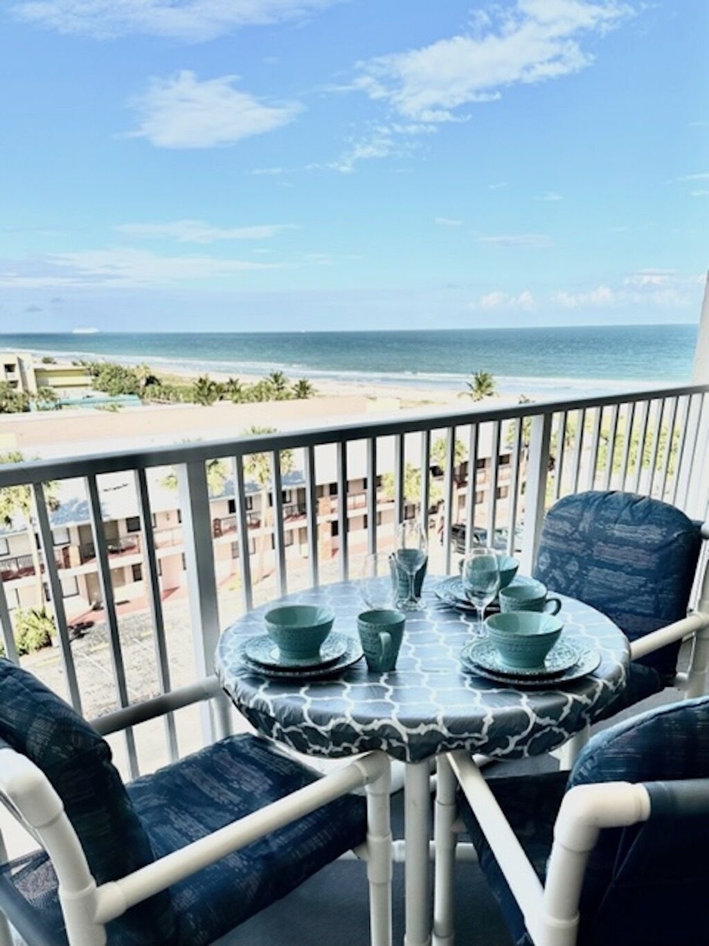 Sandcastles 2 Bedroom North facing balcony!  6th Floor ocean views! Superb!