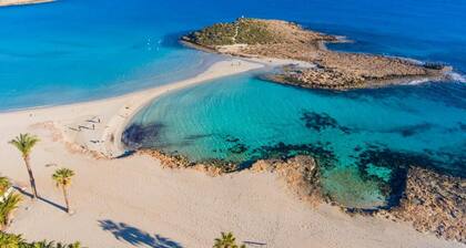 Villa Zenon - Three Bedroom Villa, Sleeps 6