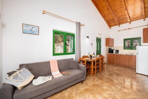Living area - Villa Martha - Three Bedroom Villa, Sleeps 6 (Paxi)