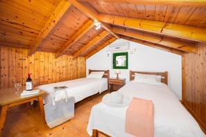 3 bedrooms, iron/ironing board, WiFi, bed sheets - Villa Martha - Three Bedroom Villa, Sleeps 6 (Paxi)