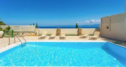 Villa Anastasia - Three Bedroom Villa, Sleeps 6