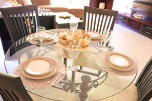 Dining - Luxury Condo Close to the beach,Tropical Setting,Garden Patio, Golf Club Nearby  (Playa del Carmen)