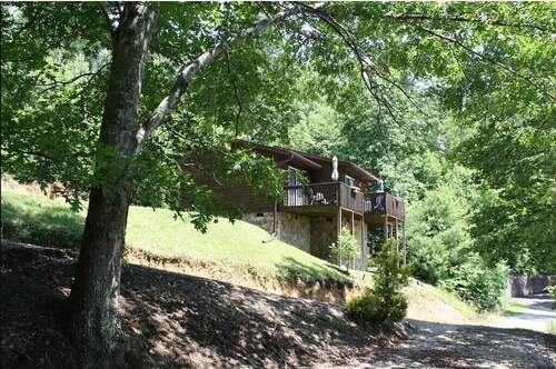 Paradise Peak - Tranquility and majestic splendor!