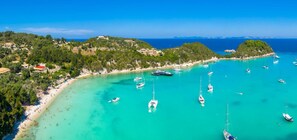 Beach - Villa Nefeli - Five Bedroom Villa, Sleeps 10 (Apergatika)