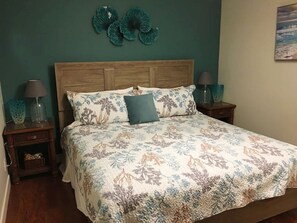 5 Schlafzimmer, Schreibtisch, Bügeleisen/Bügelbrett, kostenloses WLAN