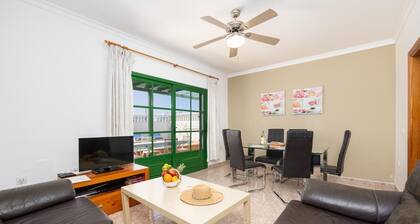 Villa Alegranza - Three Bedroom Villa, Sleeps 6