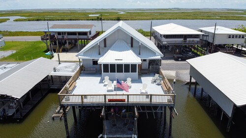 Pelican's View Lodge- Boat Launch- Trailer Parking- Lights for night fishing