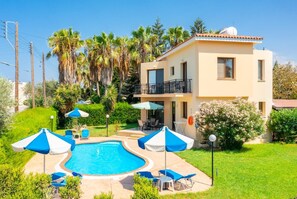 Pool - Villa Halima Fostira (Poli Crysochous)