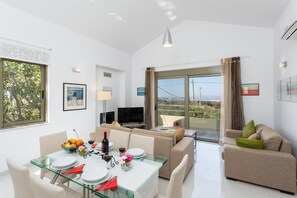 Televisio, takka, DVD-soitin